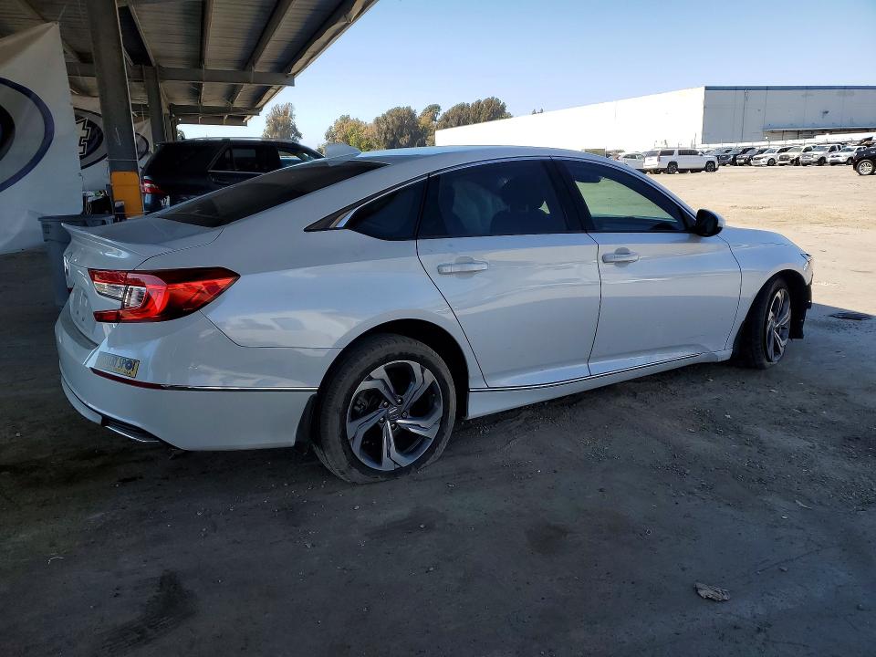 Продаж на аукціоні авто 2018 Honda Accord, vin: 1HGCV1F45JA026847, номер лоту: 57554096