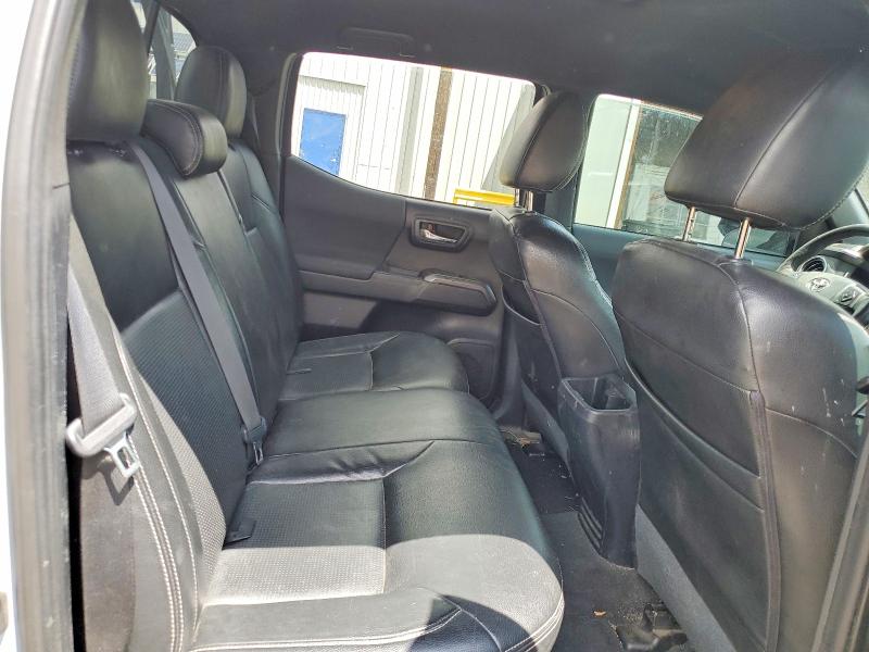 Продажа на аукционе авто 2018 Toyota Tacoma, vin: 3TMCZ5AN9JM145790, номер лота: 55704266