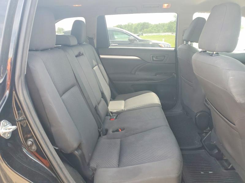 56515506 :رقم المزاد ، 5TDBKRFH7FS219256 vin ، 2015 Toyota Highlander مزاد بيع