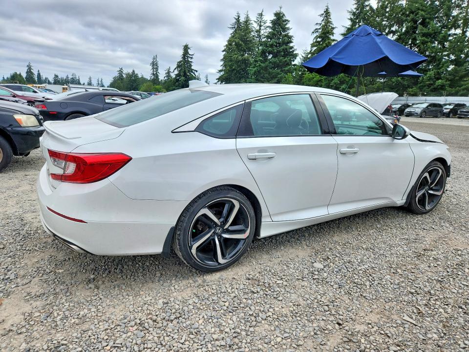 Продажа на аукционе авто 2018 Honda Accord, vin: 1HGCV1F32JA219318, номер лота: 57512016