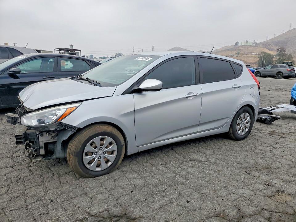 55392496 :رقم المزاد ، KMHCT5AE2FU209605 vin ، 2015 Hyundai Accent مزاد بيع
