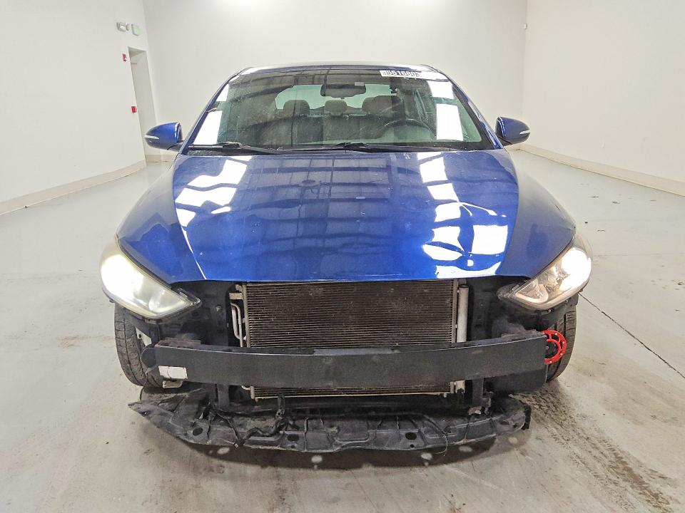 55168036 :رقم المزاد ، 5NPD84LF7HH151160 vin ، 2017 Hyundai Elantra مزاد بيع