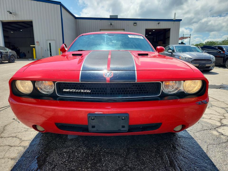 2010 Dodge Challenger მანქანა იყიდება აუქციონზე, vin: 2B3CJ4DV7AH265374, აუქციონის ნომერი: 57007466