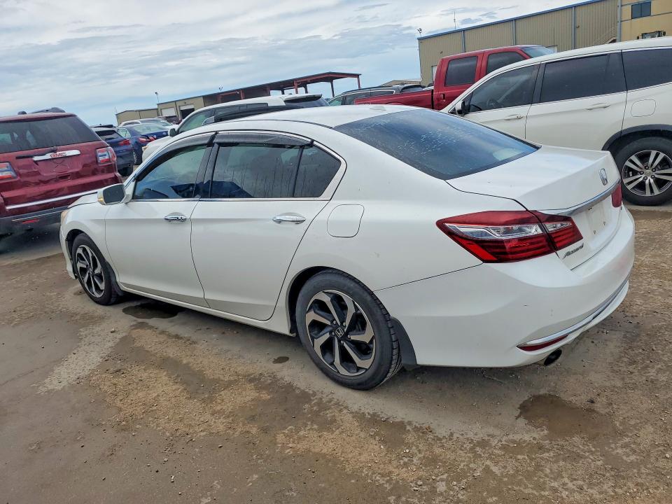 Продаж на аукціоні авто 2017 Honda Accord, vin: 1HGCR3F89HA029635, номер лоту: 57140096