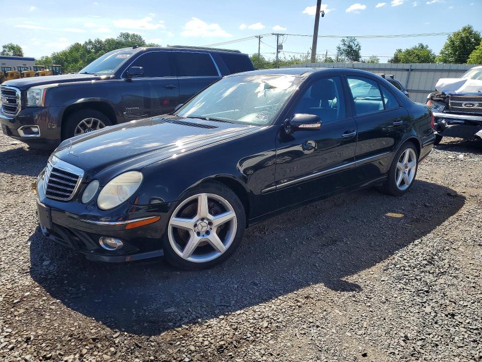 56402306 :رقم المزاد ، WDBUF87XX9B402125 vin ، 2009 Mercedes-benz E مزاد بيع