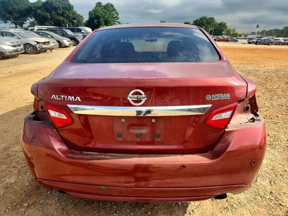 2017 Nissan Altima მანქანა იყიდება აუქციონზე, vin: 1N4AL3AP1HN338908, აუქციონის ნომერი: 57578156