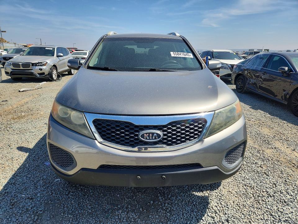 2011 Kia Sorento მანქანა იყიდება აუქციონზე, vin: 5XYKT4A22BG175662, აუქციონის ნომერი: 55841646