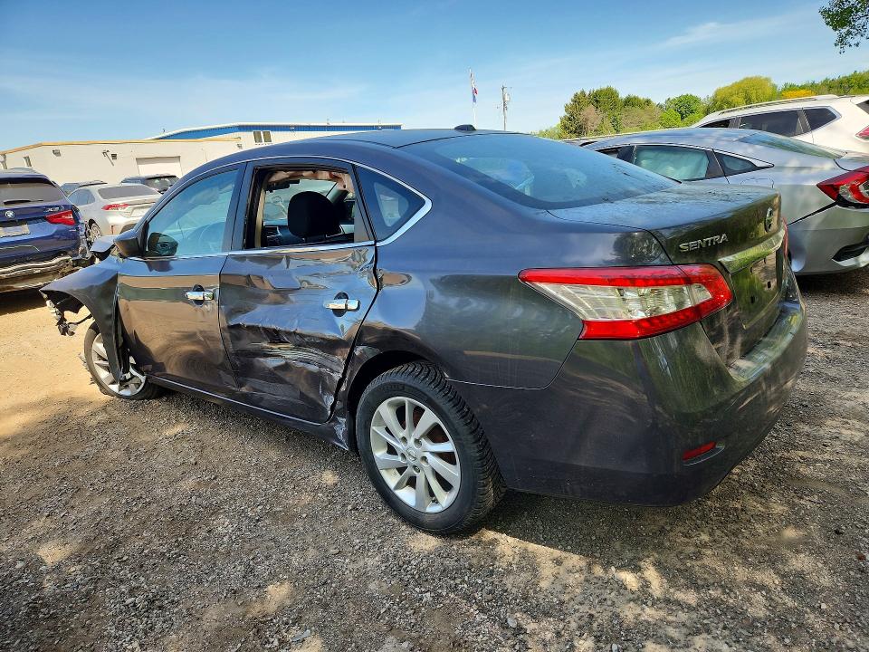 2015 Nissan Sentra მანქანა იყიდება აუქციონზე, vin: 3N1AB7AP6FL662876, აუქციონის ნომერი: 54811196