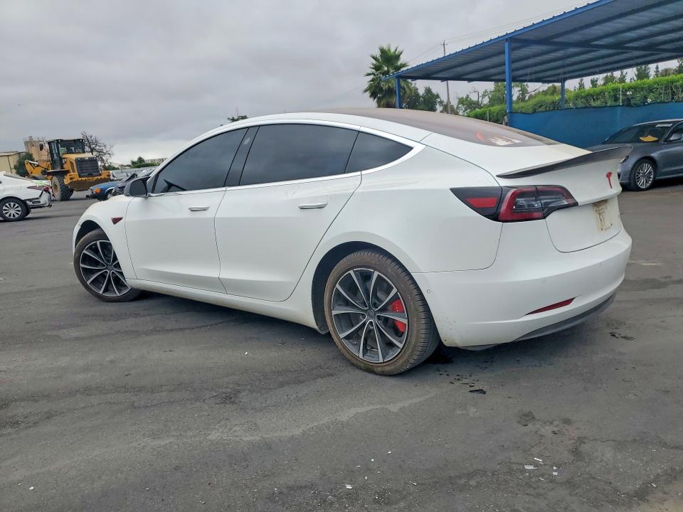Продаж на аукціоні авто 2018 Tesla Model 3, vin: 5YJ3E1EB0JF106594, номер лоту: 58284896