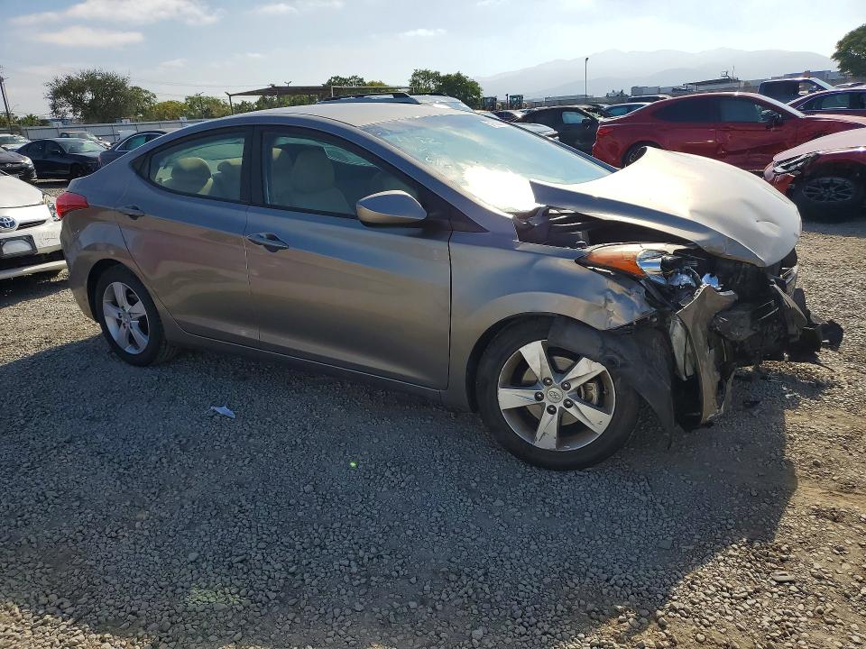 57758316 :رقم المزاد ، 5NPDH4AE1DH357269 vin ، 2013 Hyundai Elantra مزاد بيع