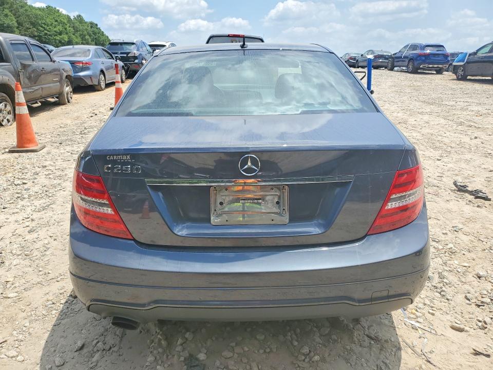 2013 Mercedes-benz C მანქანა იყიდება აუქციონზე, vin: WDDGF4HB4DA854098, აუქციონის ნომერი: 58903206