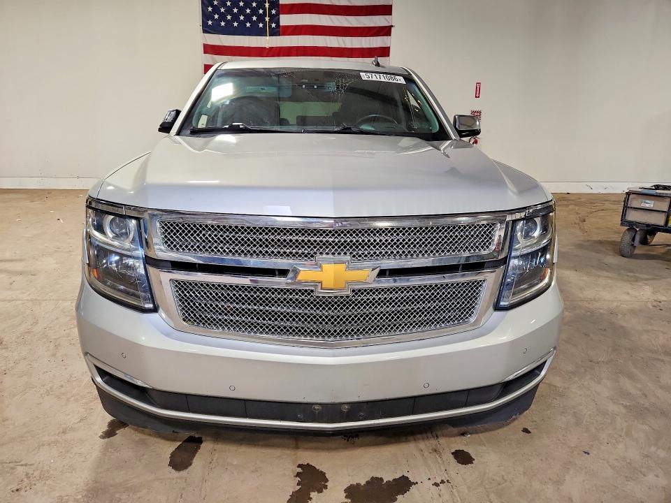 2015 Chevrolet Suburban მანქანა იყიდება აუქციონზე, vin: 1GNSKKKC9FR206175, აუქციონის ნომერი: 57171086