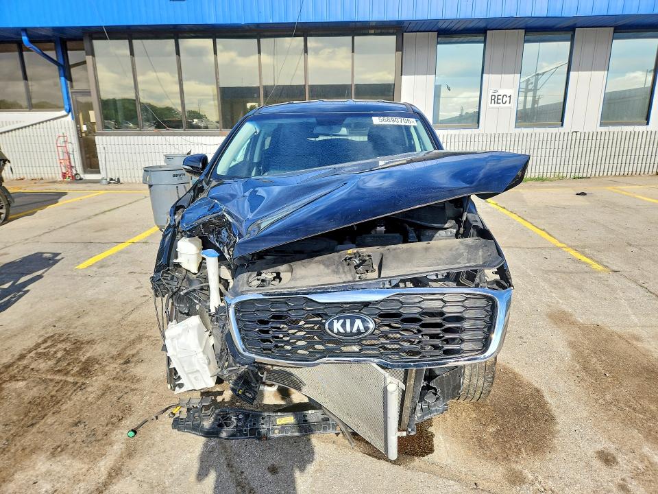 56890706 :رقم المزاد ، 5XYPG4A31KG581337 vin ، 2019 Kia Sorento مزاد بيع