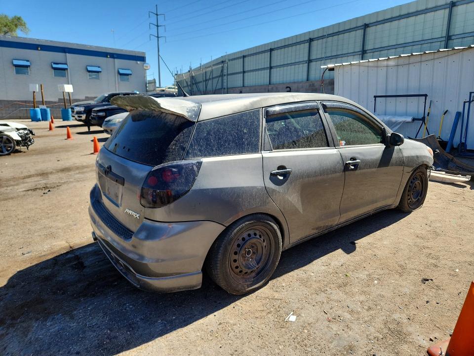56700916 :رقم المزاد ، 2T1KR32E45C449123 vin ، 2005 Toyota Corolla Matrix مزاد بيع