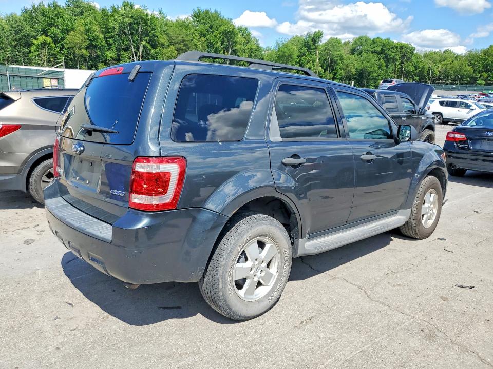 57115616 :رقم المزاد ، 1FMCU93G89KA44548 vin ، 2009 Ford Escape مزاد بيع