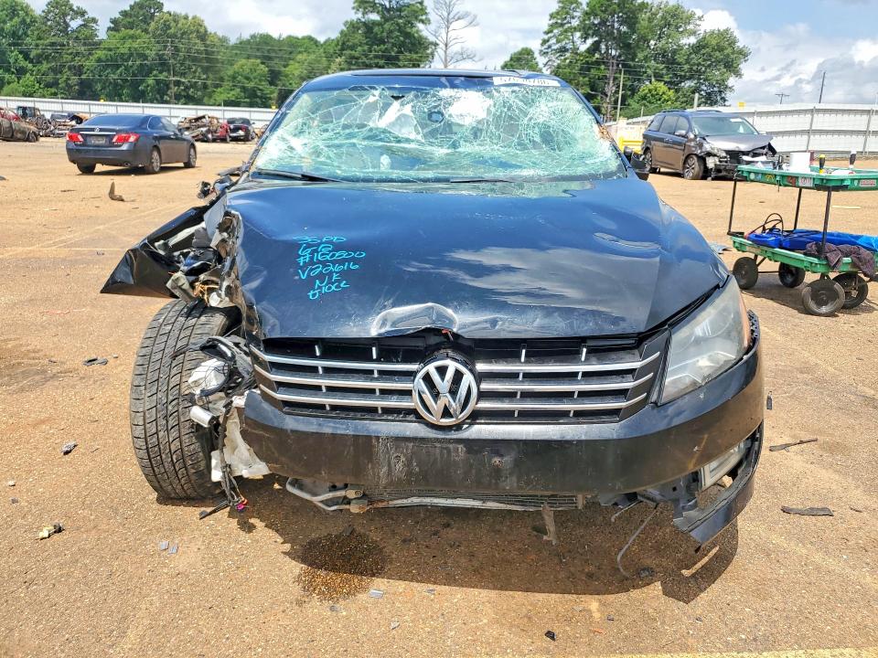2013 Volkswagen Passat მანქანა იყიდება აუქციონზე, vin: 1VWCN7A32DC022616, აუქციონის ნომერი: 57698786