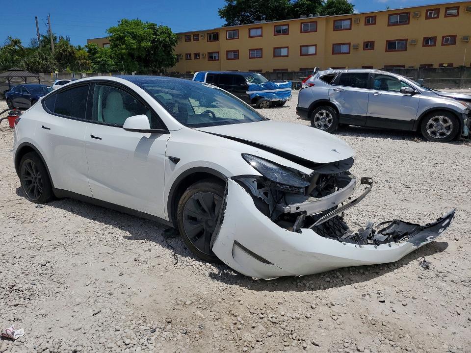 58266356 :رقم المزاد ، 7SAYGDEDXSF267929 vin ، 2025 Tesla Model Y مزاد بيع