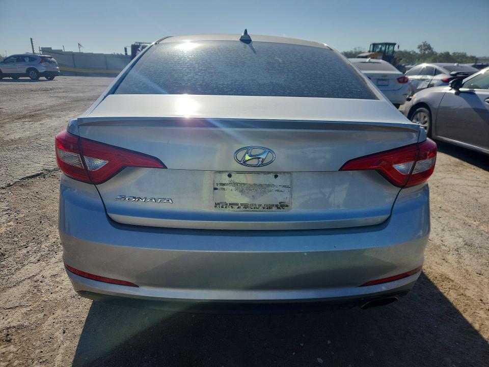 2015 Hyundai Sonata მანქანა იყიდება აუქციონზე, vin: 5NPE24AF9FH137895, აუქციონის ნომერი: 57242886
