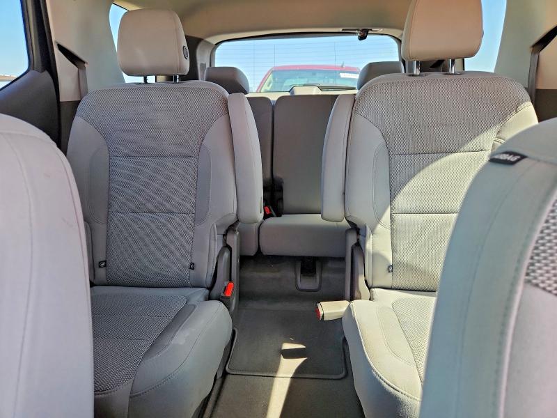 Продажа на аукционе авто 2018 Chevrolet Traverse, vin: 1GNEVGKW7JJ223611, номер лота: 56398866