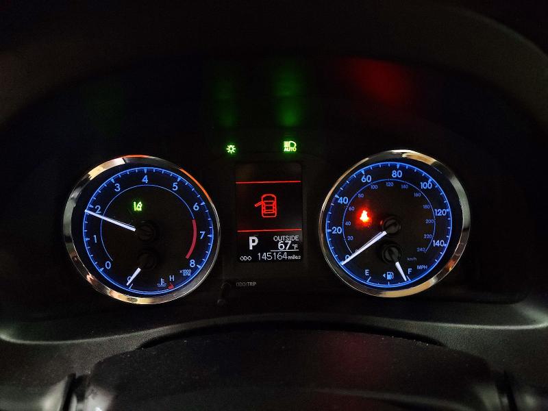 55965226 :رقم المزاد ، 2T1BURHE8HC898902 vin ، 2017 Toyota Corolla مزاد بيع