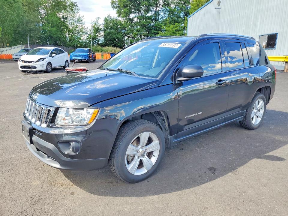 55700596 :رقم المزاد ، 1J4NT1FA5BD180696 vin ، 2011 Jeep Compass مزاد بيع