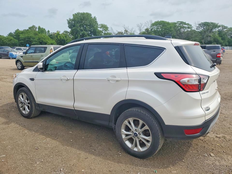 Продаж на аукціоні авто 2018 Ford Escape, vin: 1FMCU0GD8JUC19062, номер лоту: 56861316