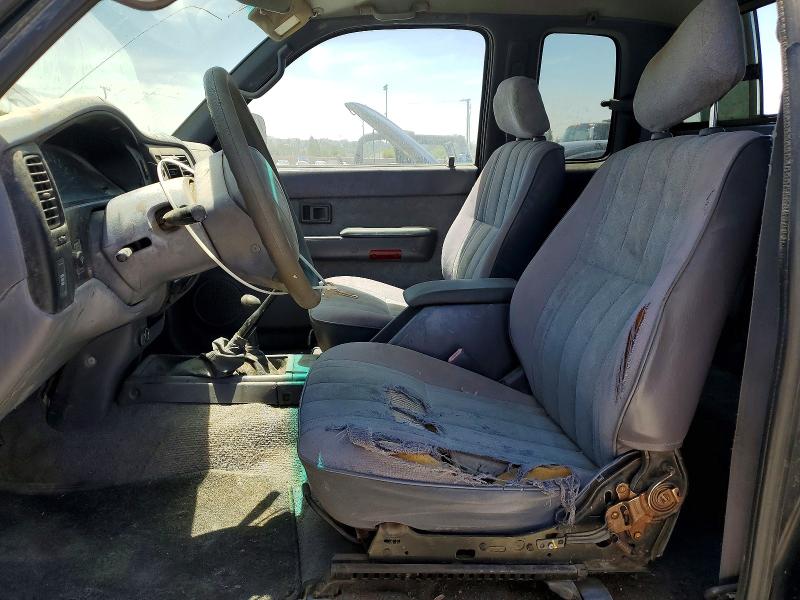 2000 Toyota Tacoma მანქანა იყიდება აუქციონზე, vin: 4TAWN72N8YZ634818, აუქციონის ნომერი: 56677386