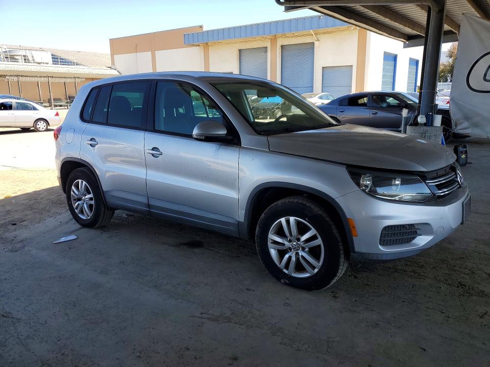 58519506 :رقم المزاد ، WVGAV7AX6CW547751 vin ، 2012 Volkswagen Tiguan مزاد بيع