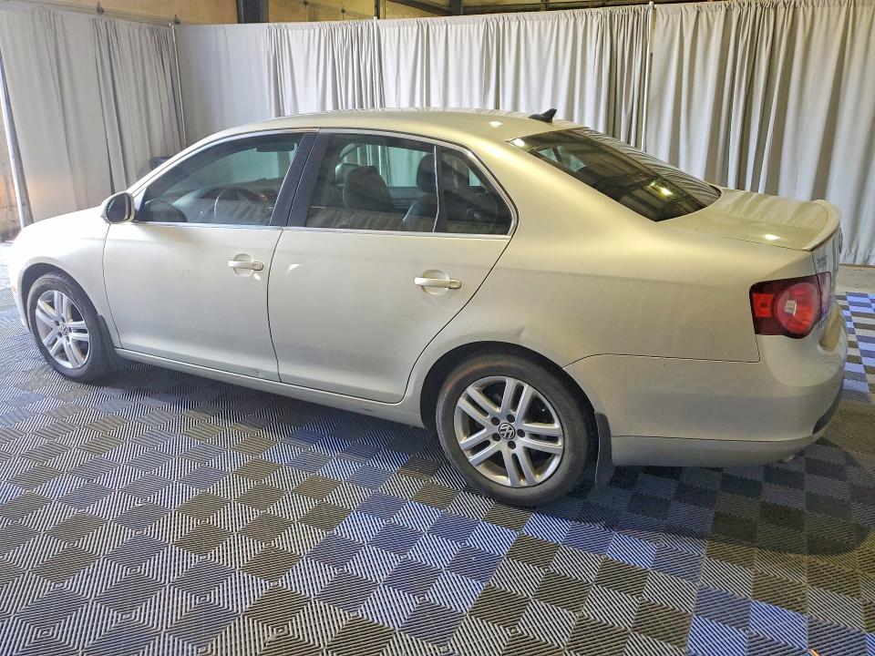 58273716 :رقم المزاد ، 3VWRL7AJ0AM171292 vin ، 2010 Volkswagen Jetta مزاد بيع