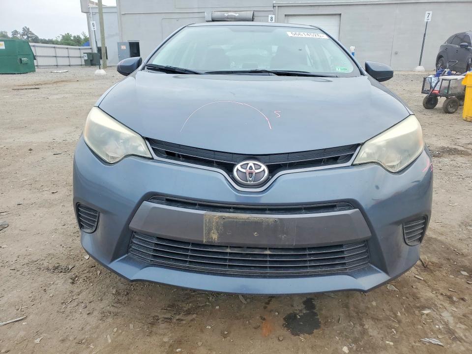 56614526 :رقم المزاد ، 2T1BURHE3FC368883 vin ، 2015 Toyota Corolla مزاد بيع