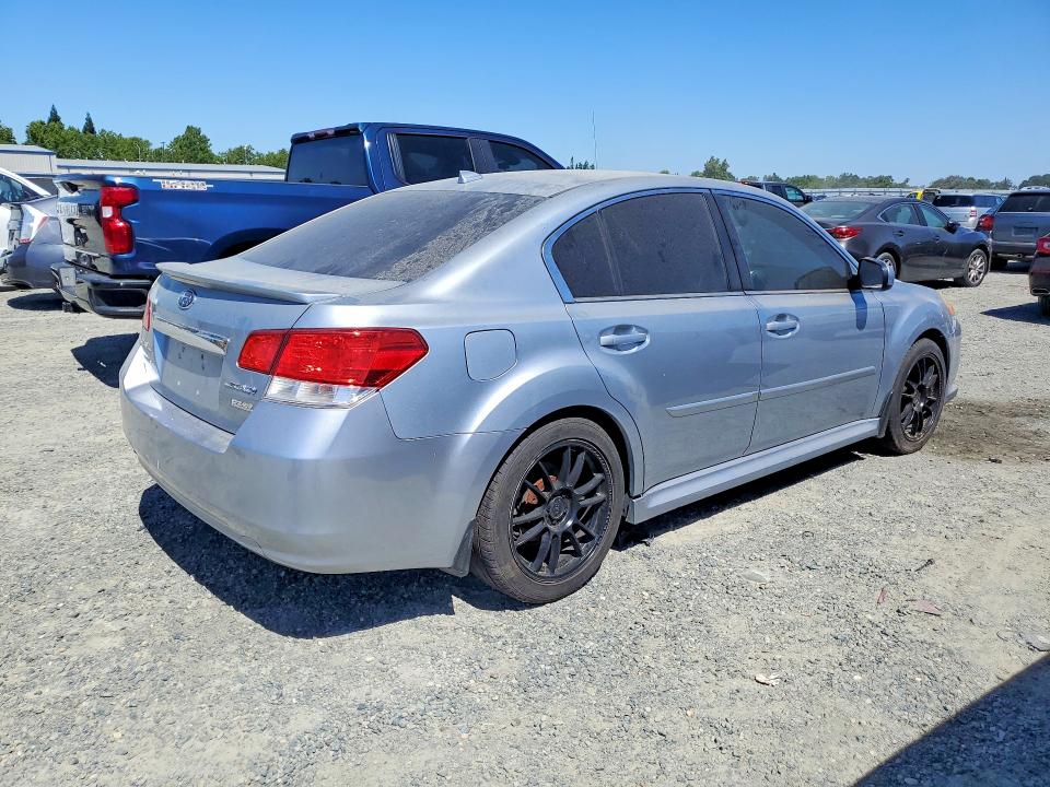 56705966 :رقم المزاد ، 4S3BMBL65E3015608 vin ، 2014 Subaru Legacy مزاد بيع