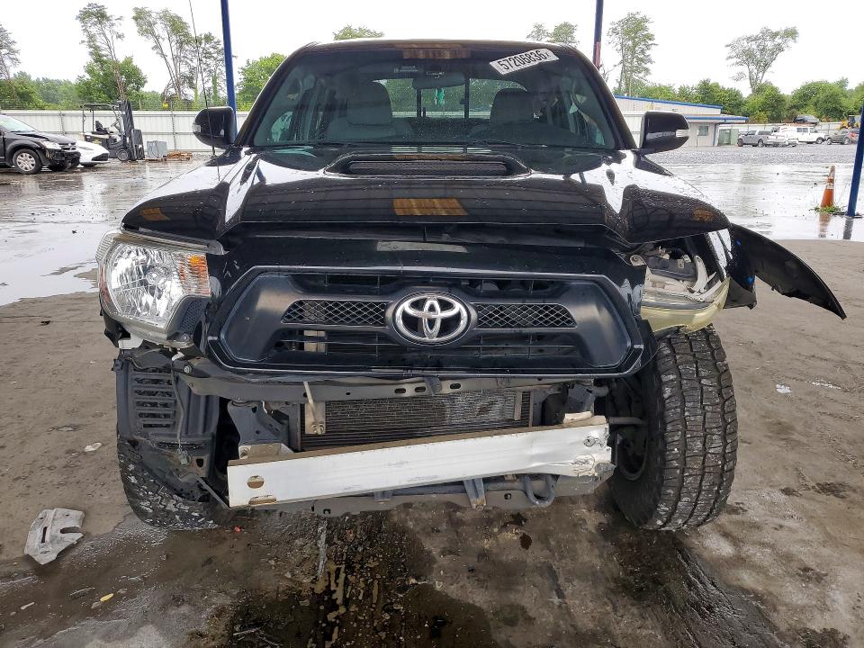 57206836 :رقم المزاد ، 5TFKU4HNXFX005758 vin ، 2015 Toyota Tacoma مزاد بيع