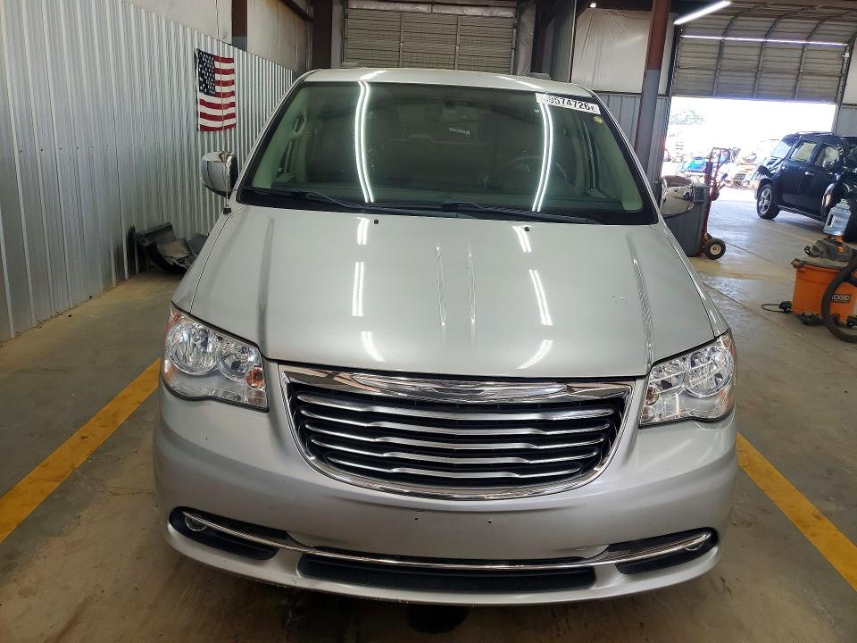 59574726 :رقم المزاد ، 2C4RC1CG5CR375941 vin ، 2012 Chrysler Town & Country مزاد بيع