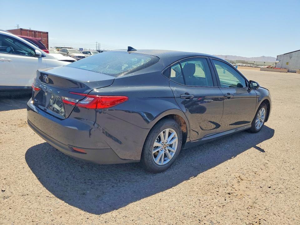 2026 Toyota Camry მანქანა იყიდება აუქციონზე, vin: 4T1DAACK5TU724440, აუქციონის ნომერი: 55410736