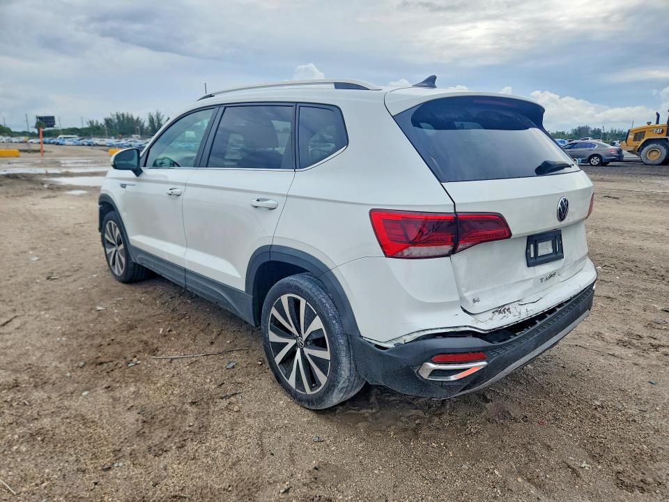 Продаж на аукціоні авто 2022 Volkswagen Taos, vin: 3VVRX7B26NM088195, номер лоту: 55582176