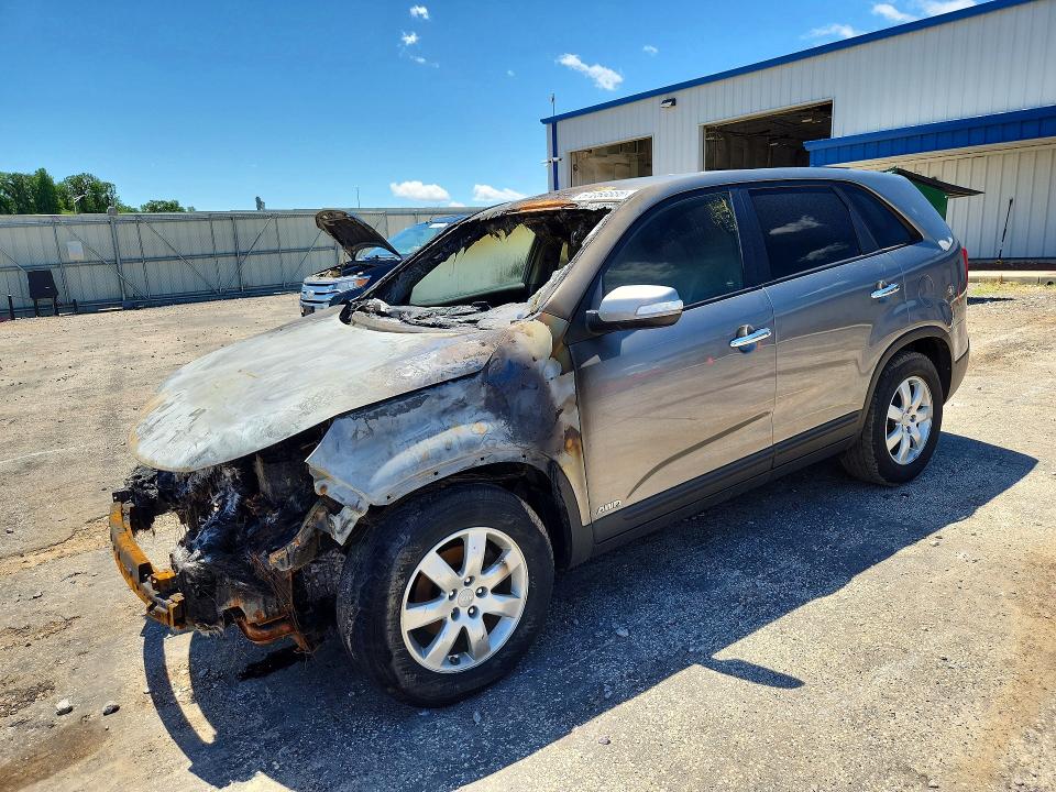 2012 Kia Sorento მანქანა იყიდება აუქციონზე, vin: 5XYKTDA67CG287801, აუქციონის ნომერი: 57056666