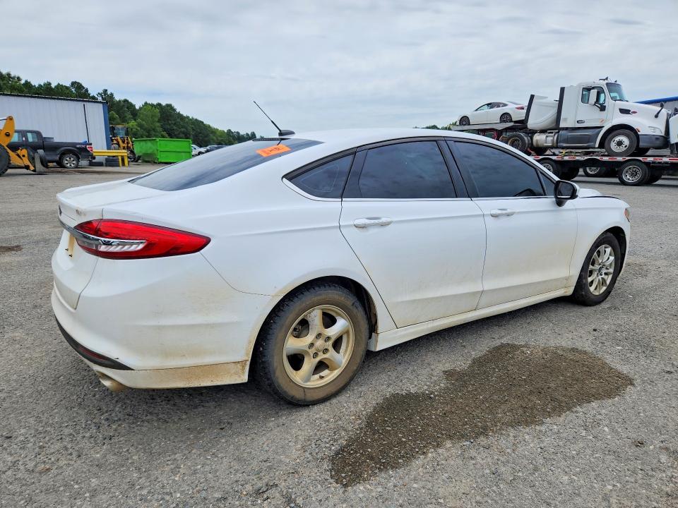 2017 Ford Fusion მანქანა იყიდება აუქციონზე, vin: 3FA6P0G77HR122431, აუქციონის ნომერი: 57422626