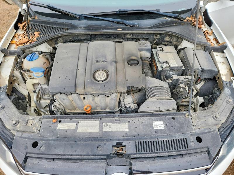 57918296 :رقم المزاد ، 1VWBH7A37DC004759 vin ، 2013 Volkswagen Passat مزاد بيع