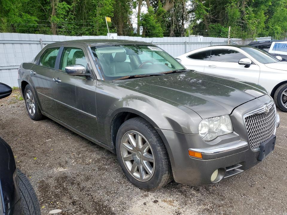 Продажа на аукционе авто 2010 Chrysler 300, vin: 2C3CA3CV3AH120556, номер лота: 56408066