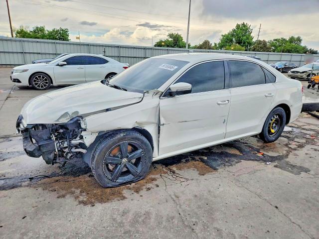 56169846 :رقم المزاد ، 1VWBT7A3XEC053874 vin ، 2014 Volkswagen Passat مزاد بيع