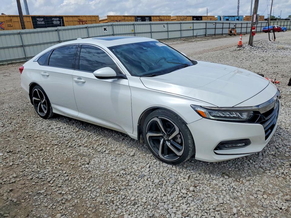 Продаж на аукціоні авто 2018 Honda Accord, vin: 1HGCV2F37JA034106, номер лоту: 56188746