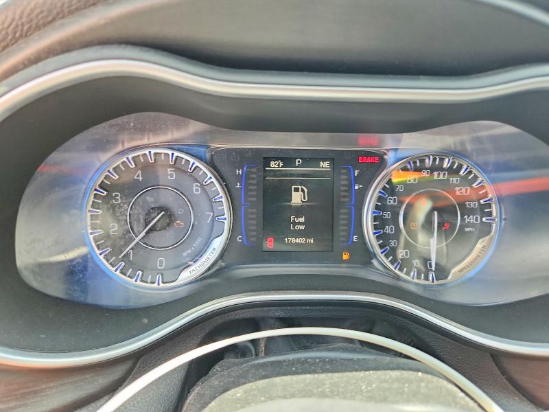 Продажа на аукционе авто 2015 Chrysler 200, vin: 1C3CCCAB5FN635589, номер лота: 55856176