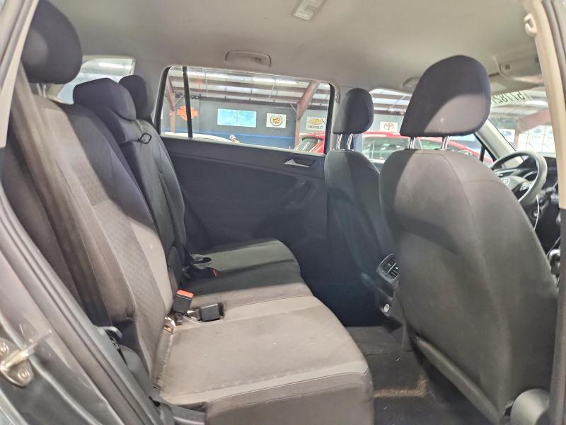 57782736 :رقم المزاد ، 3VV0B7AX8KM095553 vin ، 2019 Volkswagen Tiguan مزاد بيع