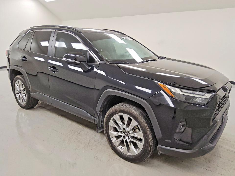 55538636 :رقم المزاد ، 2T3C1RFVXSC326132 vin ، 2025 Toyota Rav4 مزاد بيع