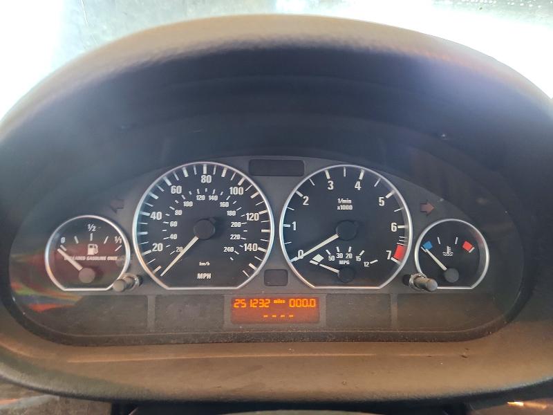 55368576 :رقم المزاد ، WBAAV53481FT03072 vin ، 2001 Bmw 330 مزاد بيع