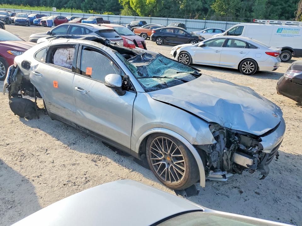 55904386 :رقم المزاد ، WP1BB2AY7LDA57777 vin ، 2020 Porsche Cayenne مزاد بيع