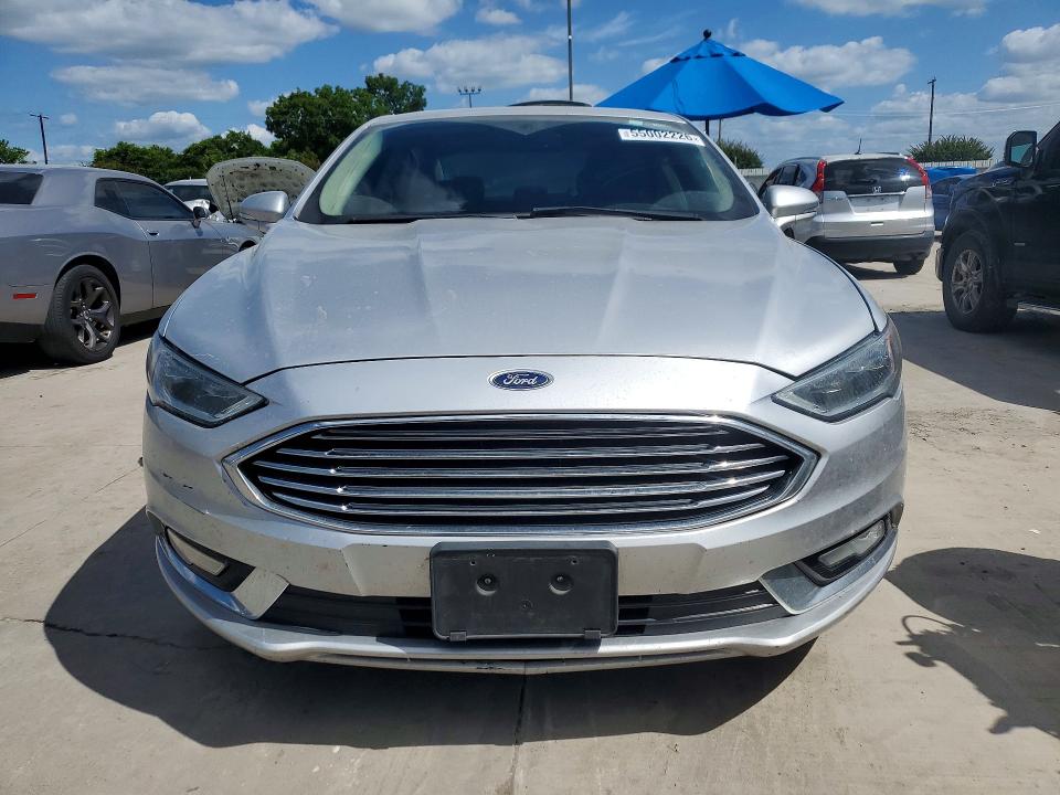 55002226 :رقم المزاد ، 3FA6P0D99JR168886 vin ، 2018 Ford Fusion مزاد بيع