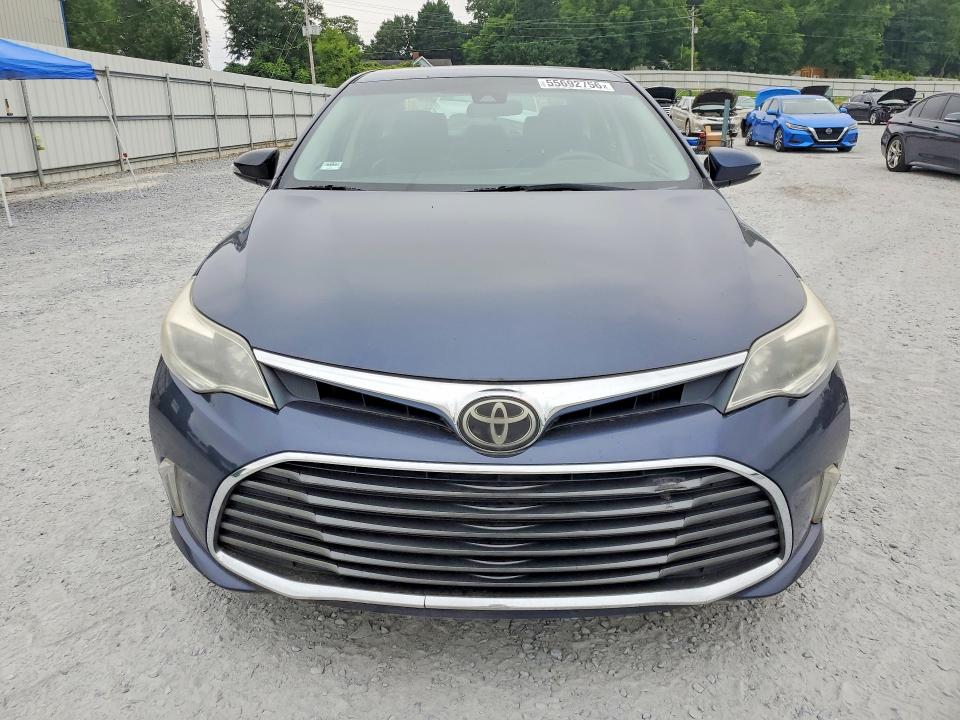 55692756 :رقم المزاد ، 4T1BK1EB5JU285335 vin ، 2018 Toyota Avalon مزاد بيع