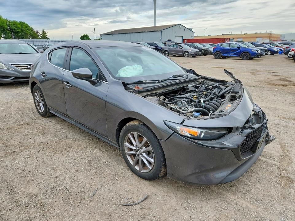 Продажа на аукционе авто 2021 Mazda 3, vin: JM1BPAK70M1326353, номер лота: 58023426