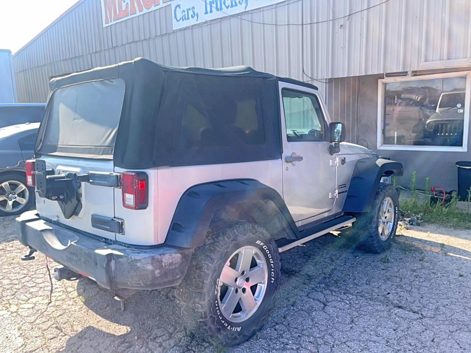 Продажа на аукционе авто 2011 Jeep Wrangler, vin: 1J4AA2D16BL551027, номер лота: 55469906